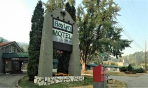 Ray Lyn Motel